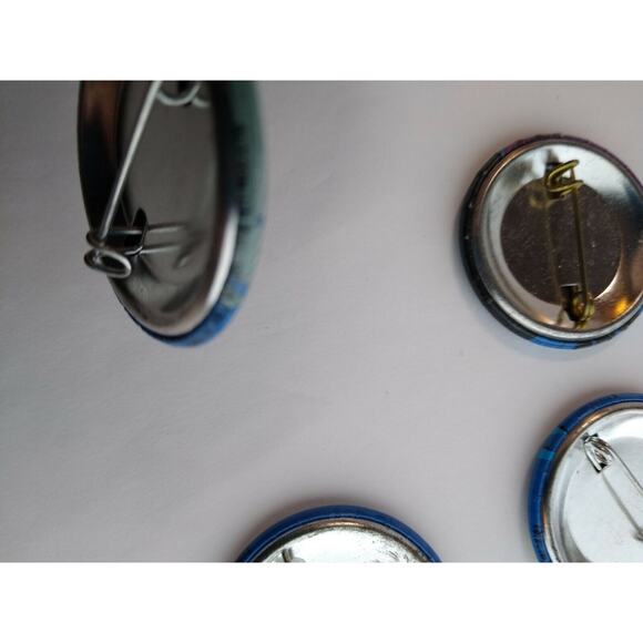 Batman Vintage Pinback Button Badges 4 Original 1980's Licensed Official Bat Man - Picture 6 of 8